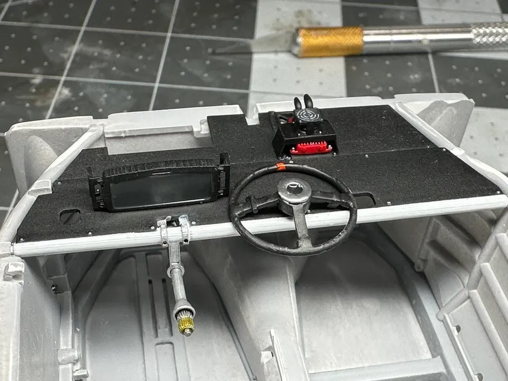 Jaye's Model Garage customer build
