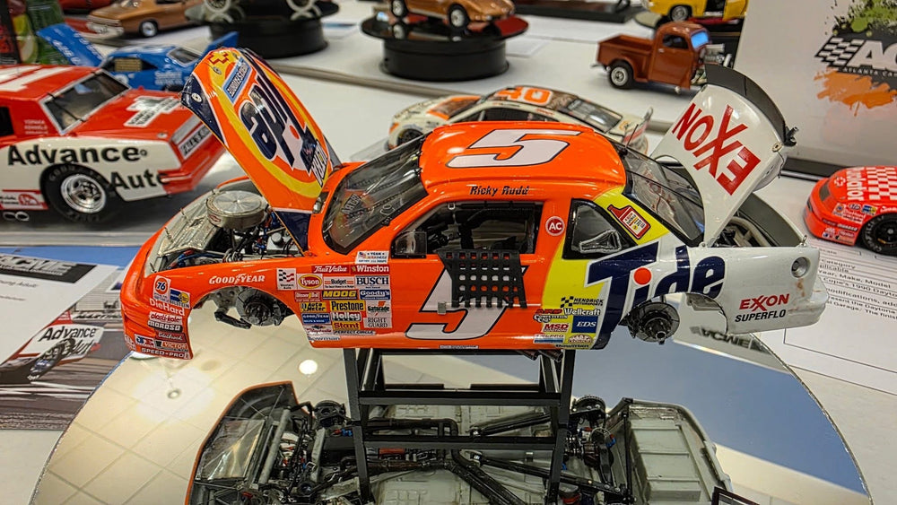 Jaye's Model Garage customer build