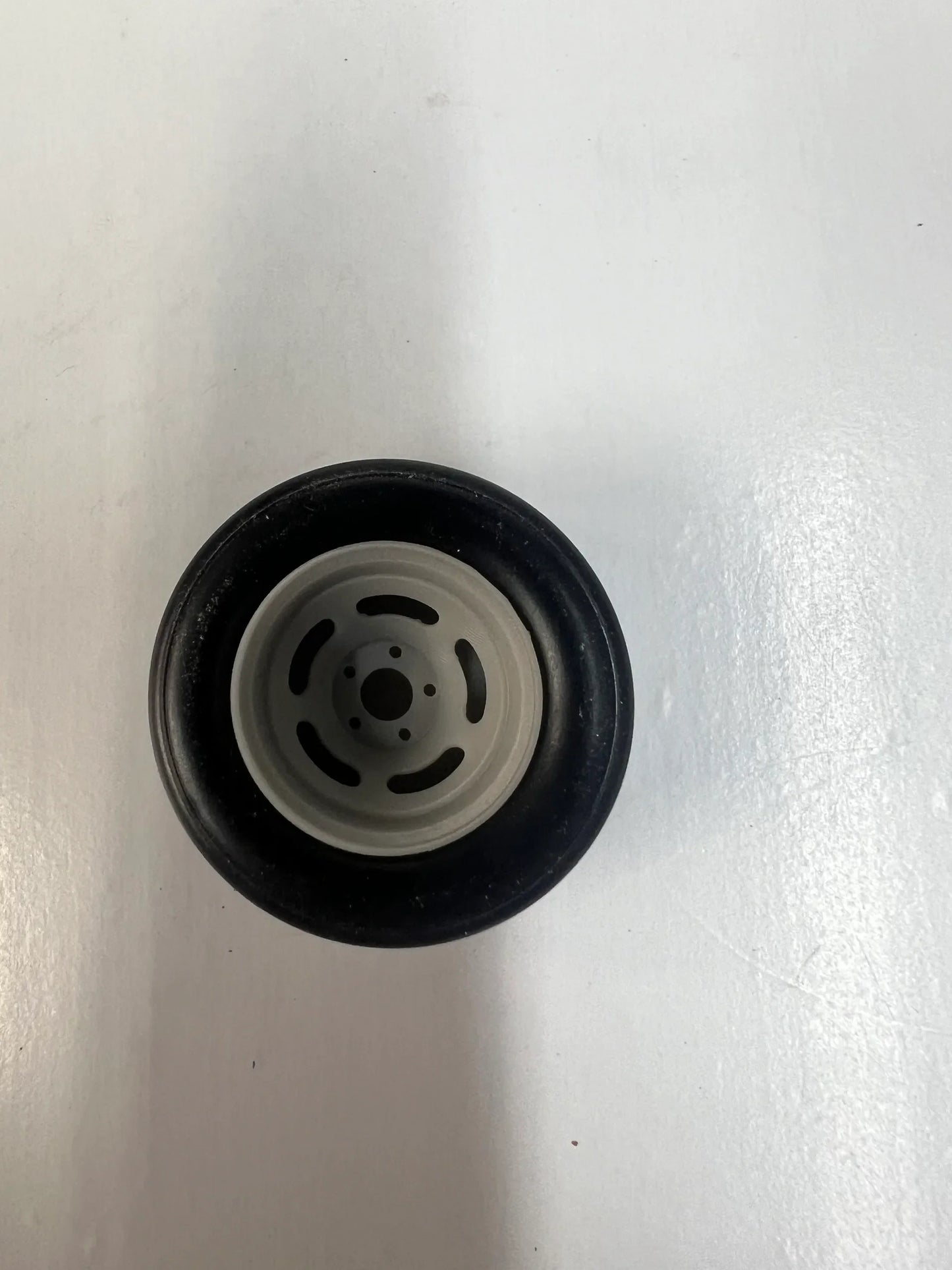5 Hole Wheel - Old School - 2 Piece - Set of 4