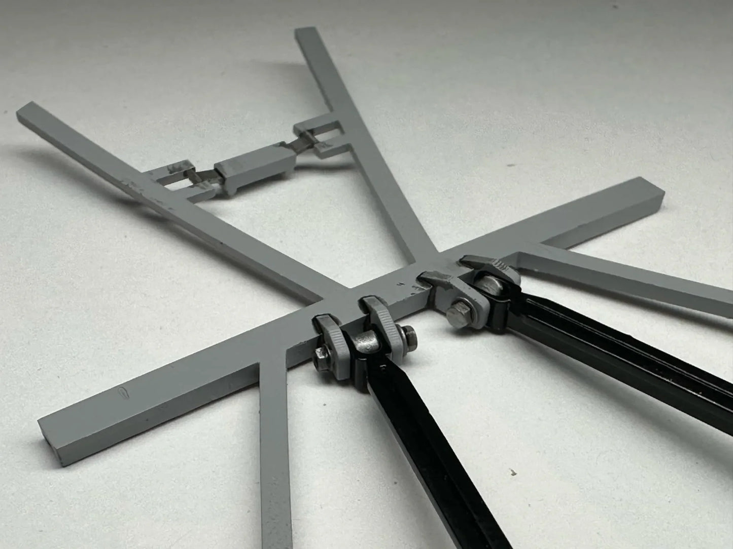 1/24 Scale NASCAR Truck Arm Rear Suspension Set (1983–2007)