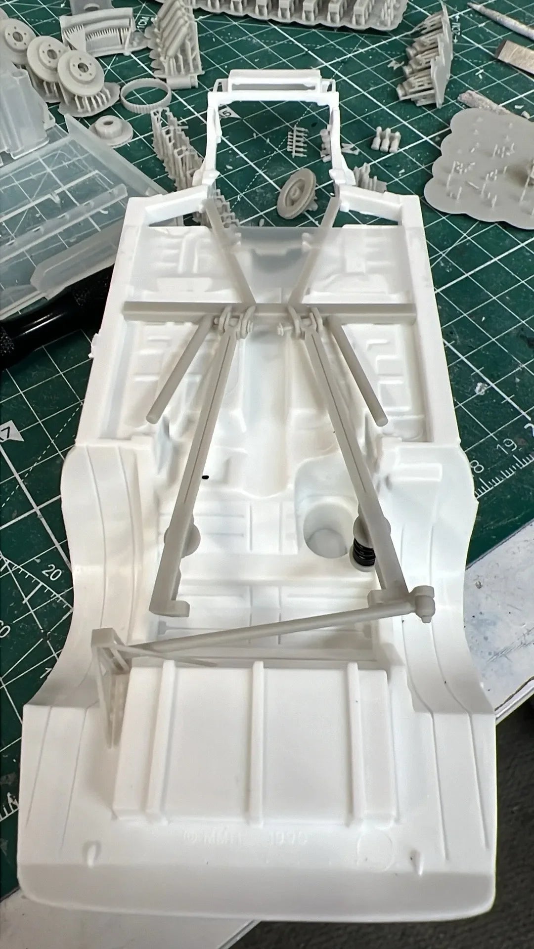 1/24 Scale NASCAR Truck Arm Rear Suspension Set (1983–2007)