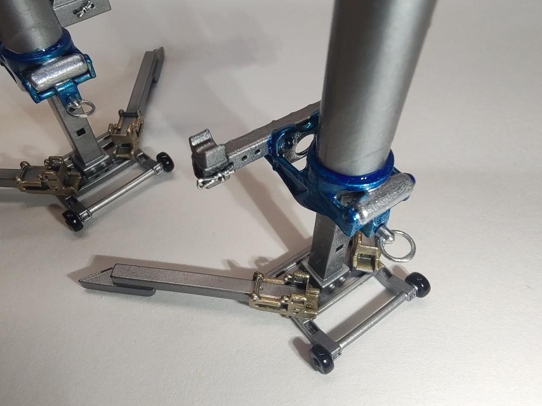 Air Jacks - Complete Set - Front and Rear - 6 Pieces