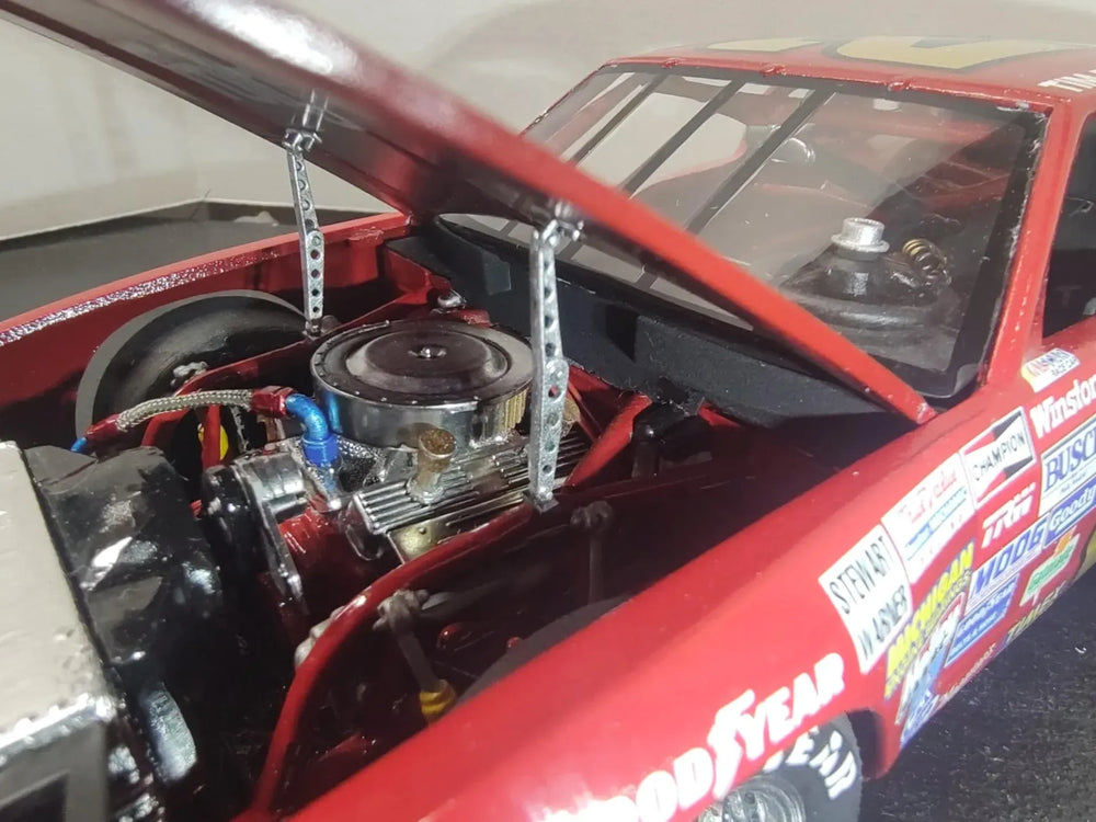 Jaye's Model Garage customer build